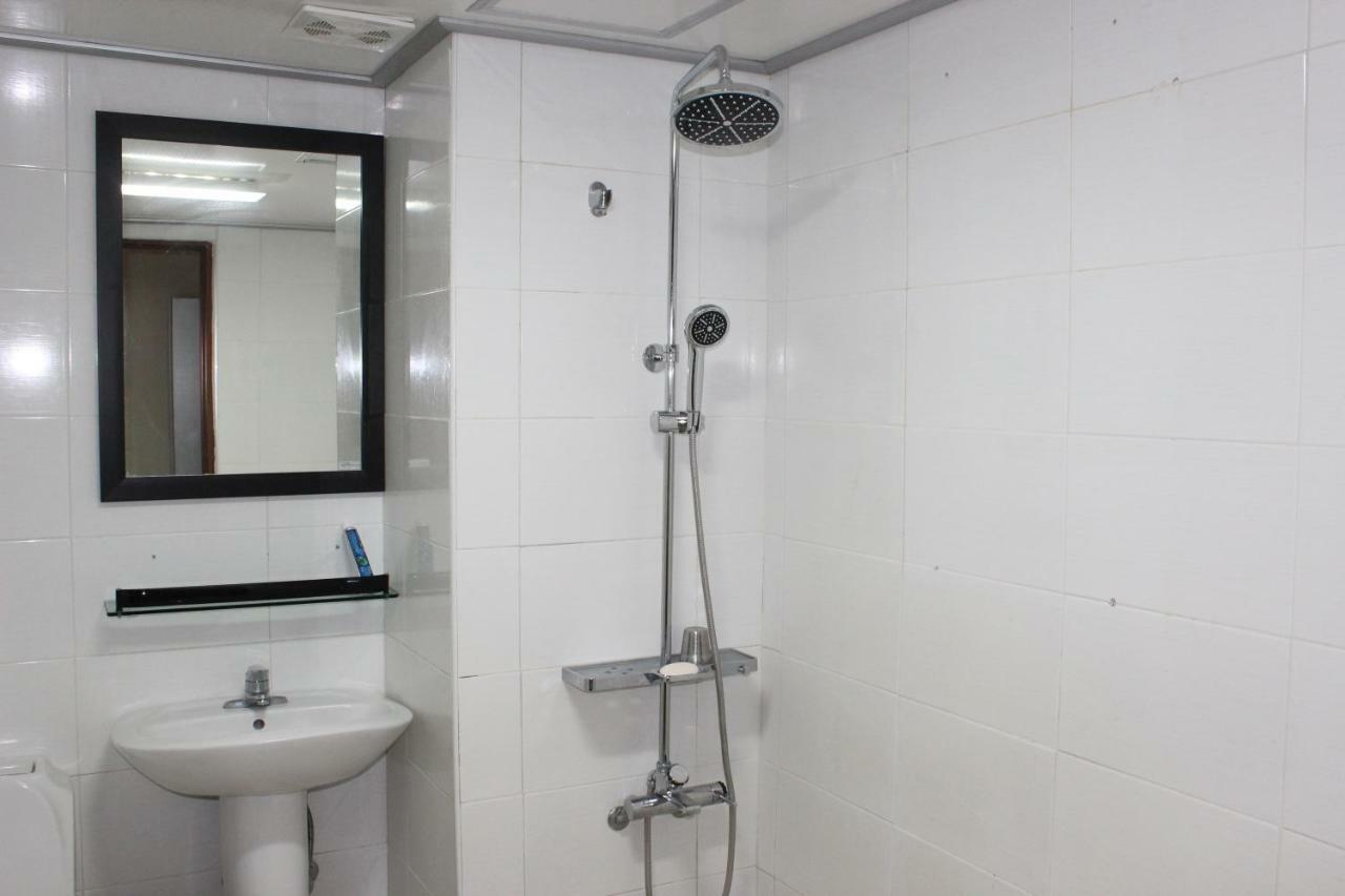 Hyundai Tourist Hotel Csedzsu Kültér fotó
